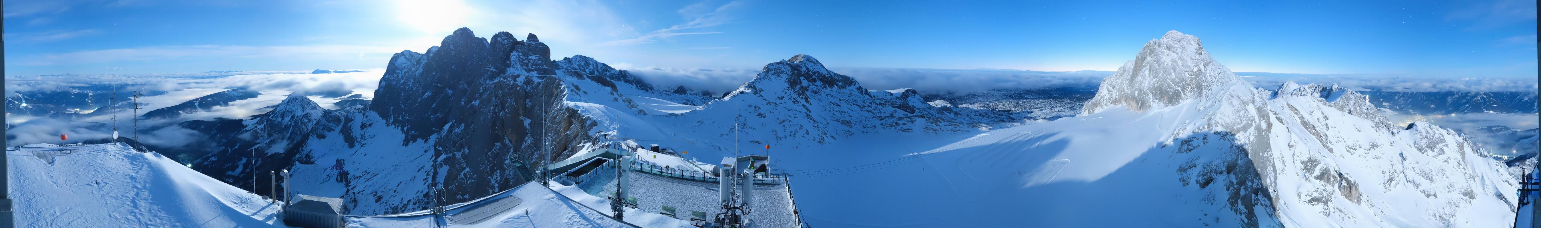 Archiv Foto Webcam Dachstein Gletscher: Panoramablick von der Bergstation