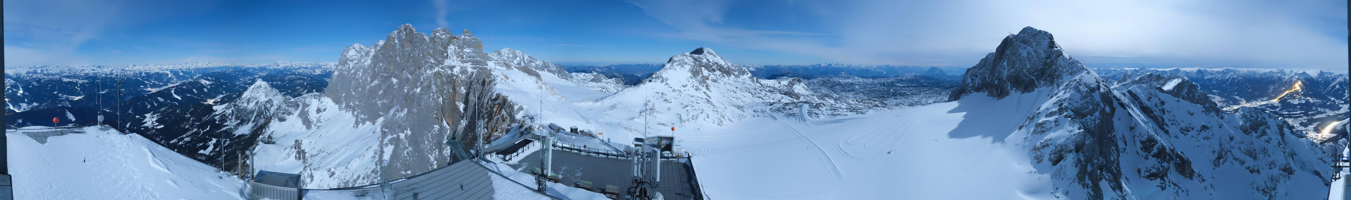 Archiv Foto Webcam Dachstein Gletscher: Panoramablick von der Bergstation