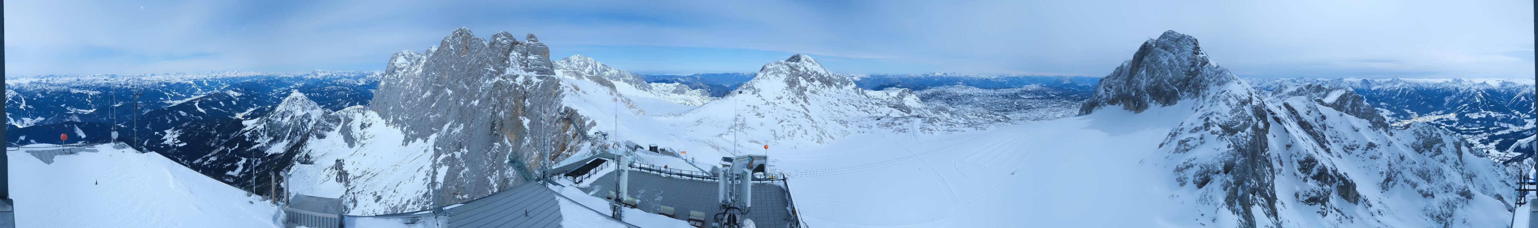 Archiv Foto Webcam Dachstein Gletscher: Panoramablick von der Bergstation