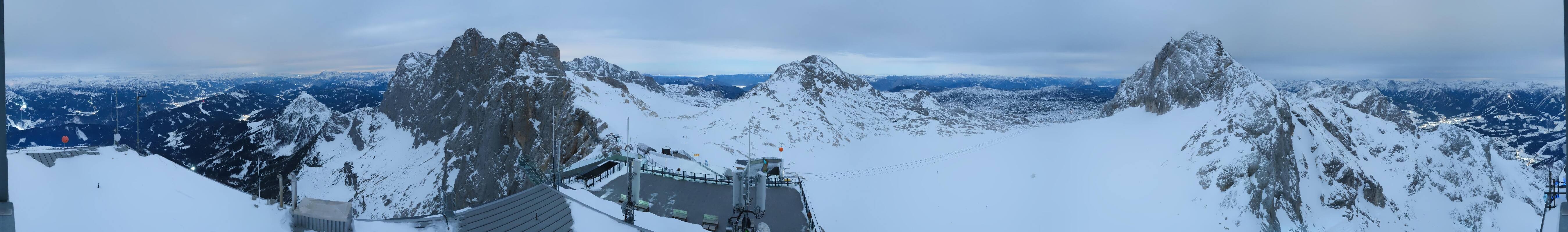 Archiv Foto Webcam Dachstein Gletscher: Panoramablick von der Bergstation