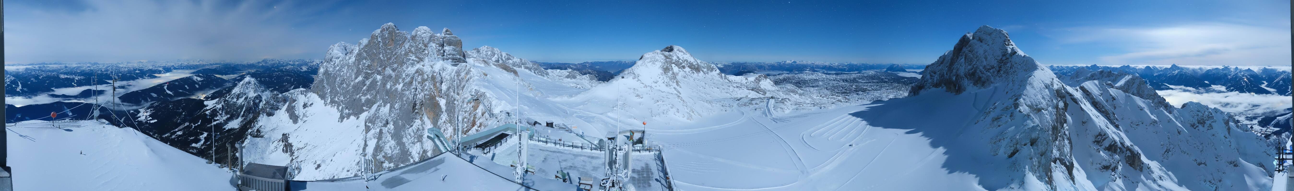 Archiv Foto Webcam Dachstein Gletscher: Panoramablick von der Bergstation