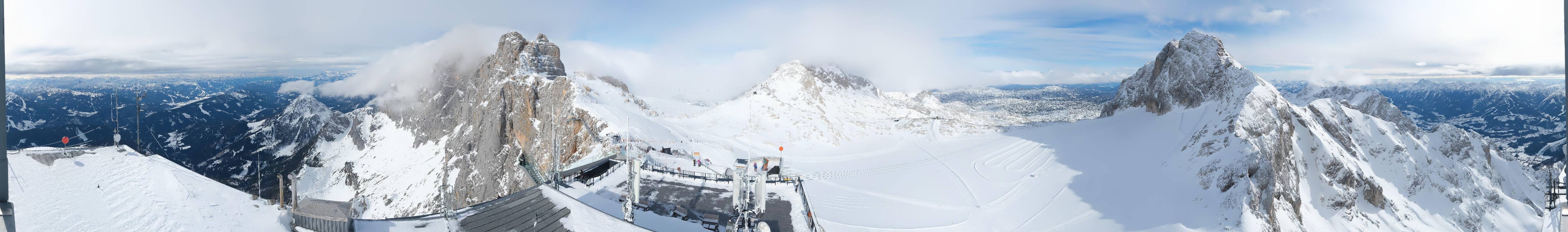 Archiv Foto Webcam Dachstein Gletscher: Panoramablick von der Bergstation