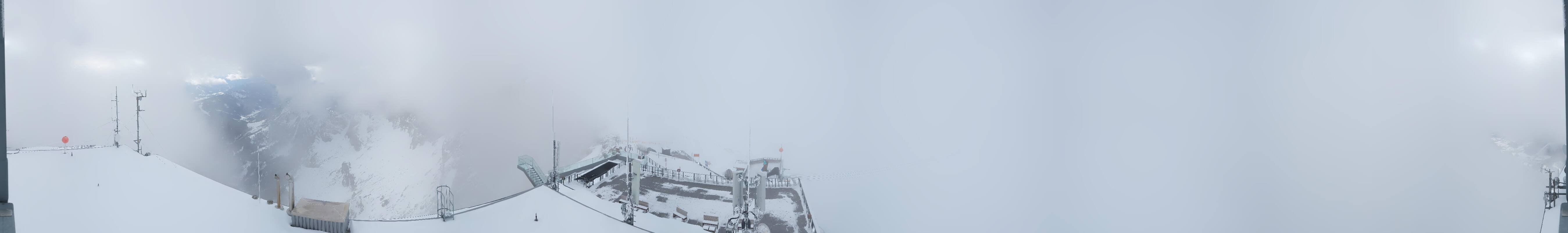 Archiv Foto Webcam Dachstein Gletscher: Panoramablick von der Bergstation