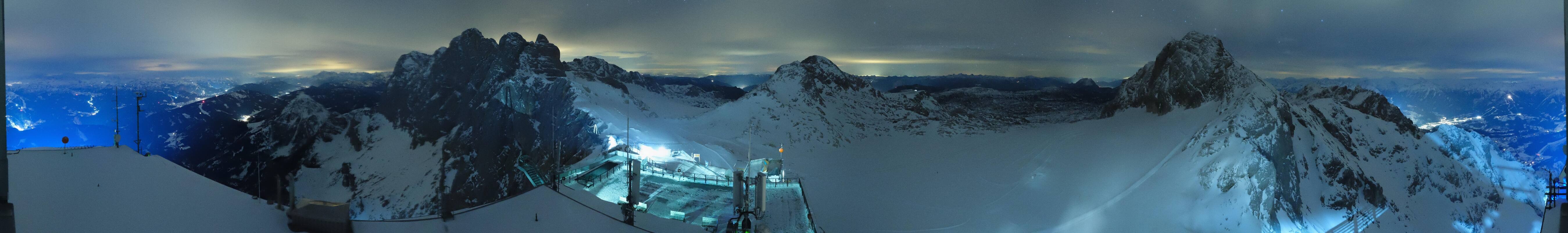 Archiv Foto Webcam Dachstein Gletscher: Panoramablick von der Bergstation