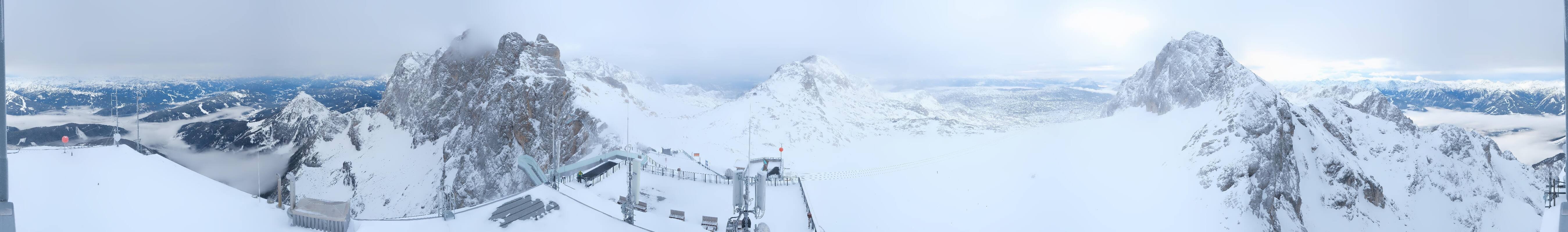 Archiv Foto Webcam Dachstein Gletscher: Panoramablick von der Bergstation