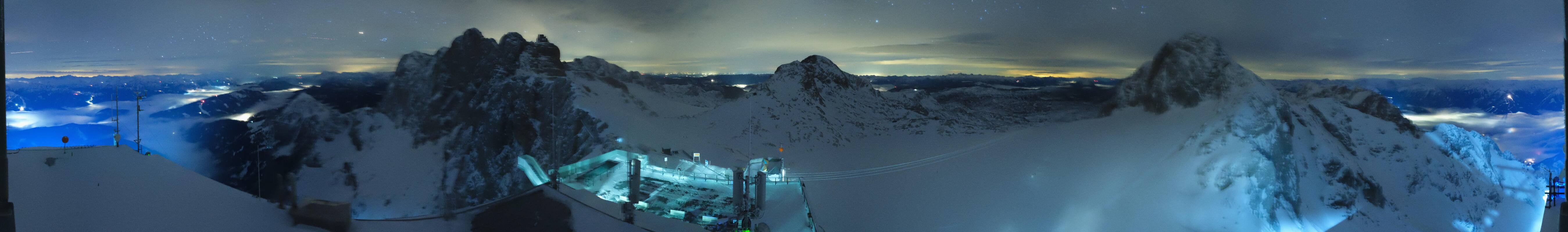 Archiv Foto Webcam Dachstein Gletscher: Panoramablick von der Bergstation