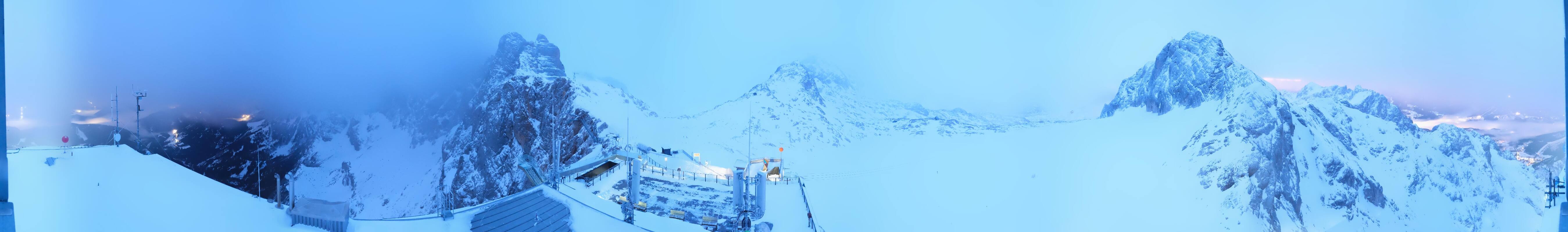 Archiv Foto Webcam Dachstein Gletscher: Panoramablick von der Bergstation