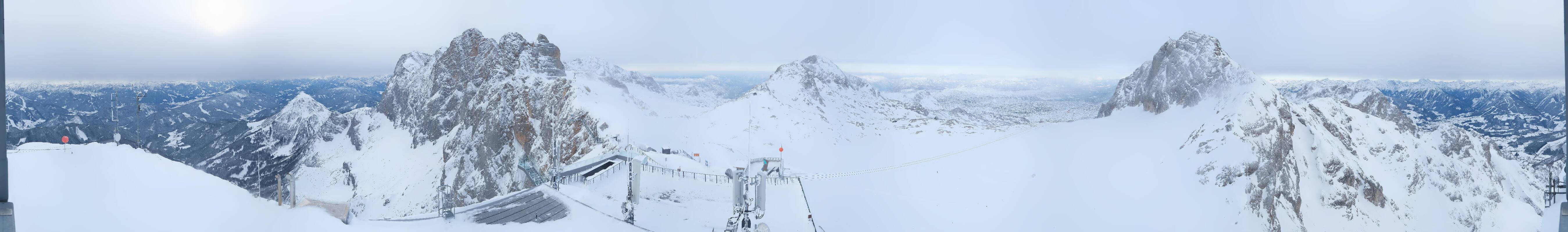 Archiv Foto Webcam Dachstein Gletscher: Panoramablick von der Bergstation
