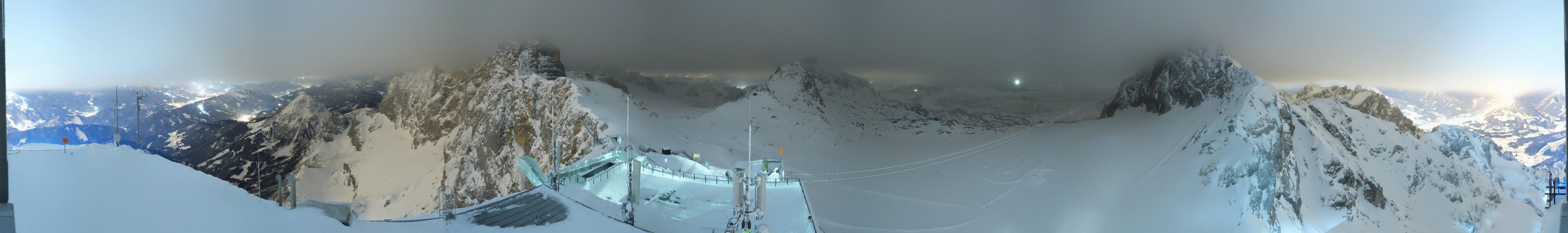 Archiv Foto Webcam Dachstein Gletscher: Panoramablick von der Bergstation
