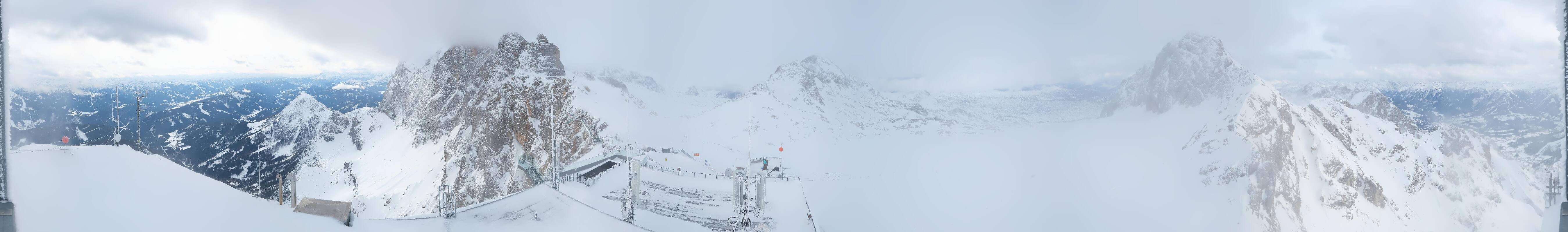 Archiv Foto Webcam Dachstein Gletscher: Panoramablick von der Bergstation