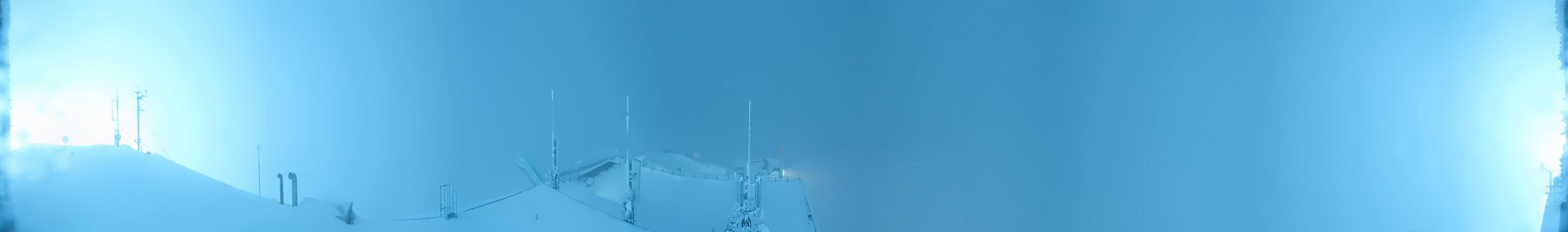 Archived image Panoramic webcam view at the Dachstein Glacier