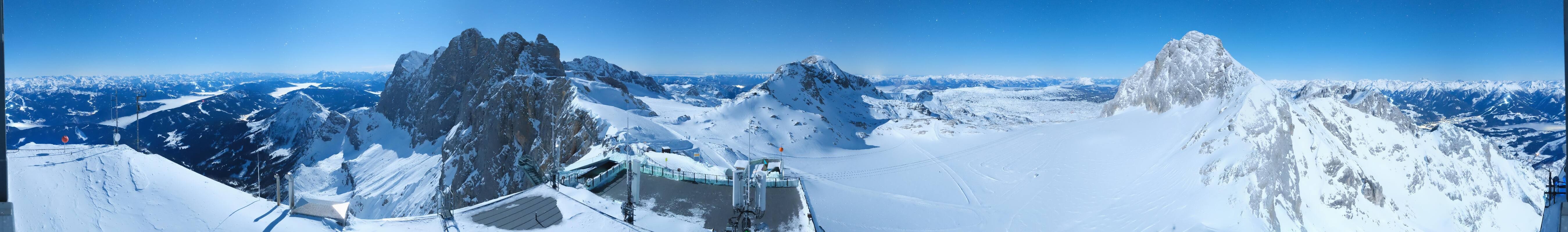 Archiv Foto Webcam Dachstein Gletscher: Panoramablick von der Bergstation