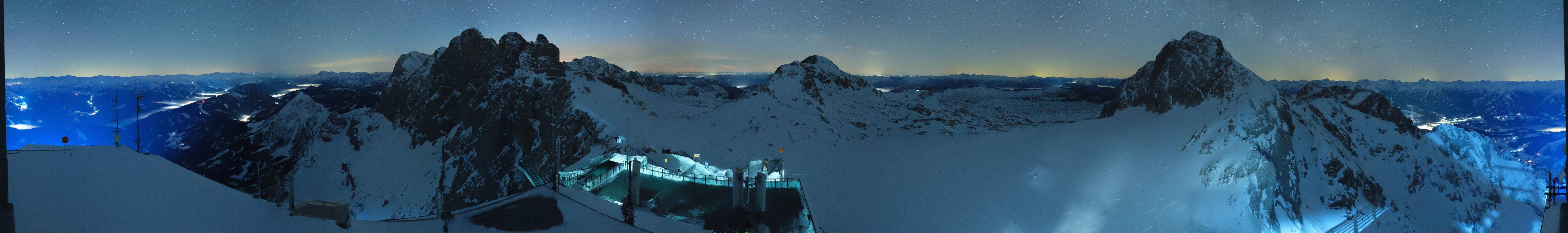 Archiv Foto Webcam Dachstein Gletscher: Panoramablick von der Bergstation