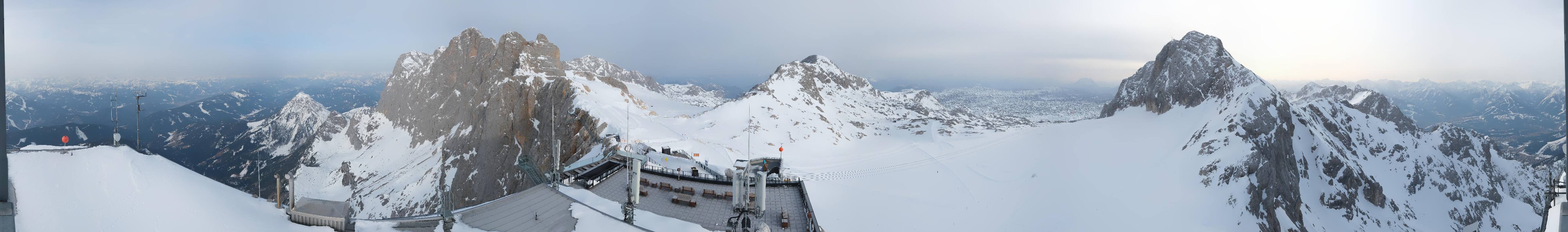 Archiv Foto Webcam Dachstein Gletscher: Panoramablick von der Bergstation