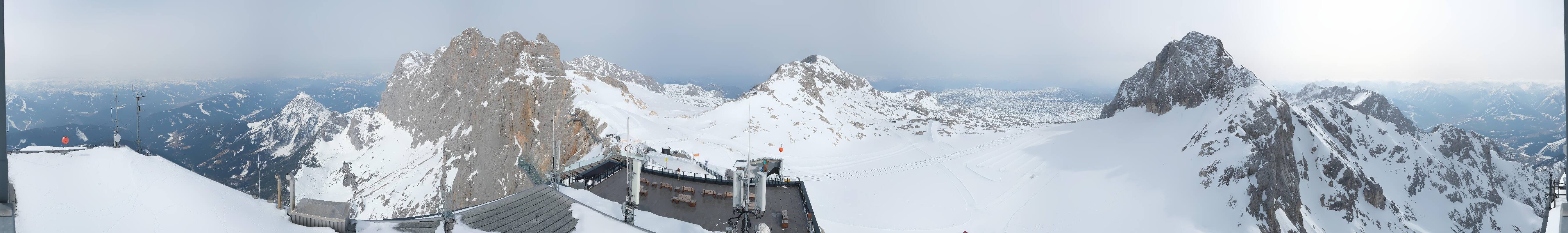 Archiv Foto Webcam Dachstein Gletscher: Panoramablick von der Bergstation