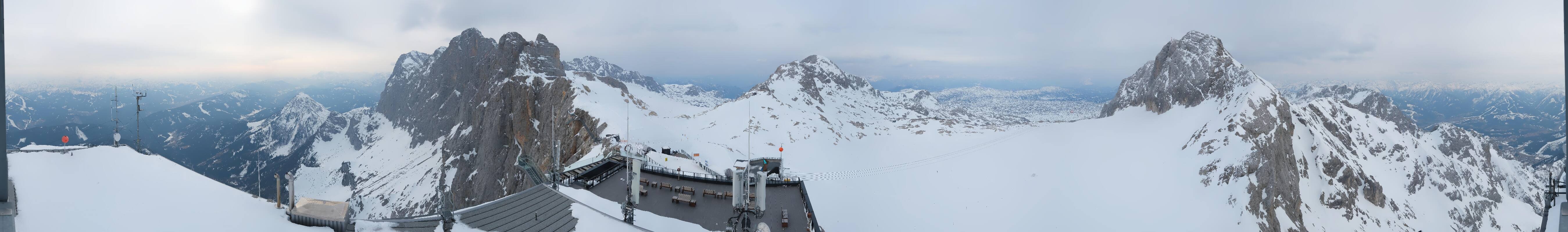 Archiv Foto Webcam Dachstein Gletscher: Panoramablick von der Bergstation
