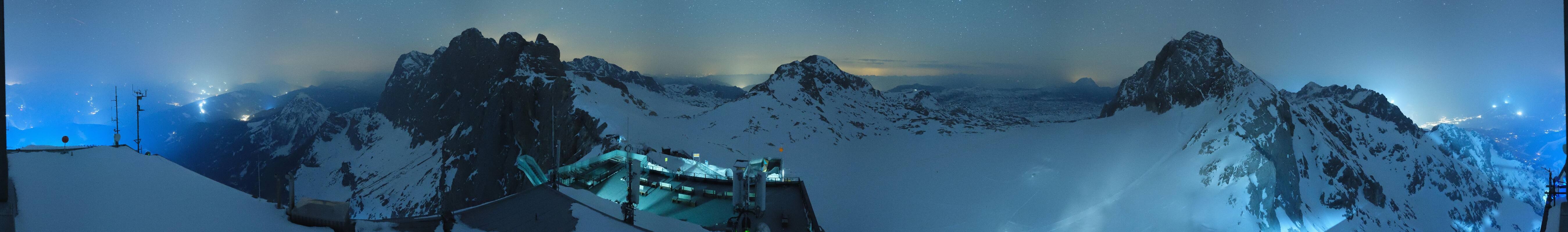 Archiv Foto Webcam Dachstein Gletscher: Panoramablick von der Bergstation