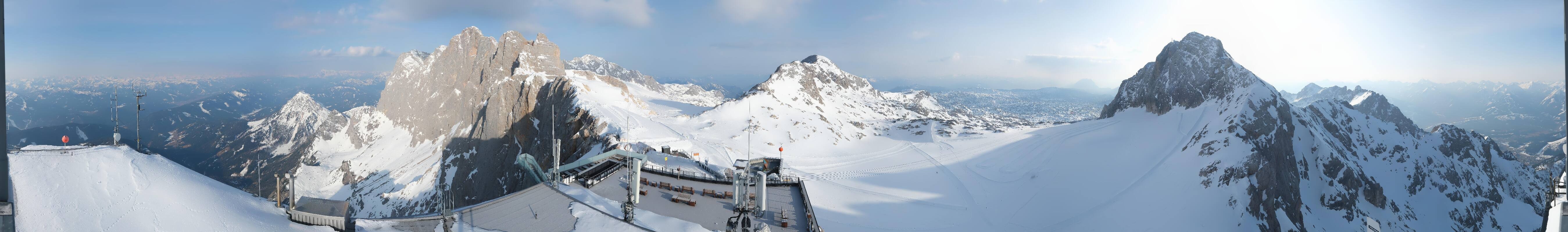 Archiv Foto Webcam Dachstein Gletscher: Panoramablick von der Bergstation