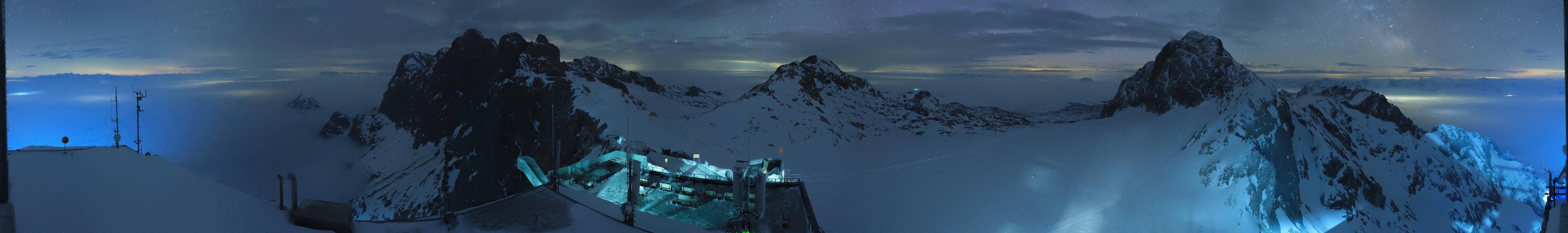 Archiv Foto Webcam Dachstein Gletscher: Panoramablick von der Bergstation