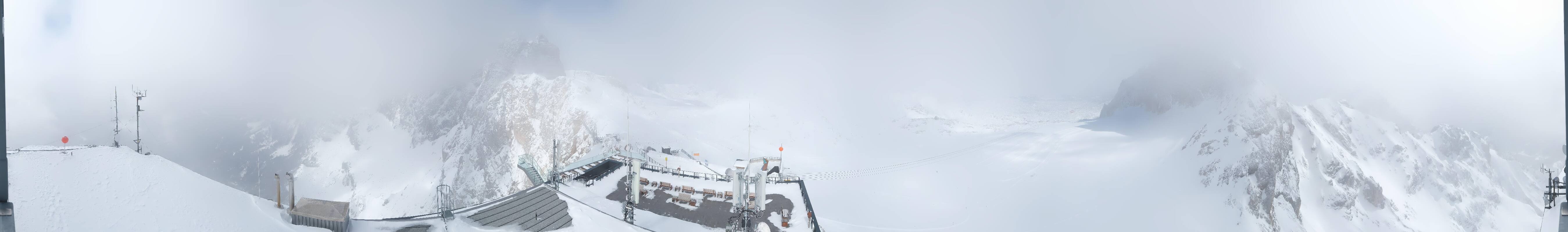 Archiv Foto Webcam Dachstein Gletscher: Panoramablick von der Bergstation