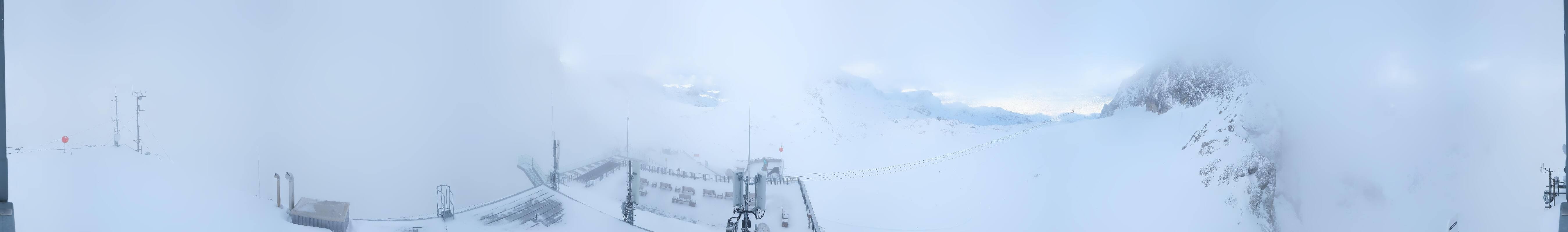 Archiv Foto Webcam Dachstein Gletscher: Panoramablick von der Bergstation