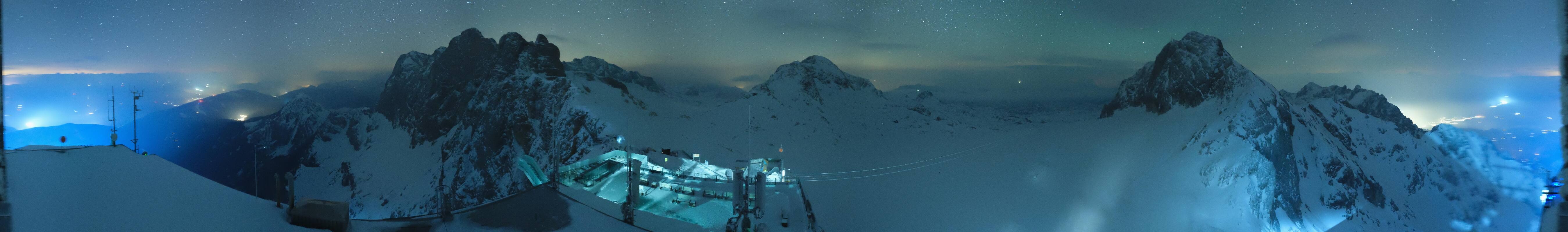 Archiv Foto Webcam Dachstein Gletscher: Panoramablick von der Bergstation