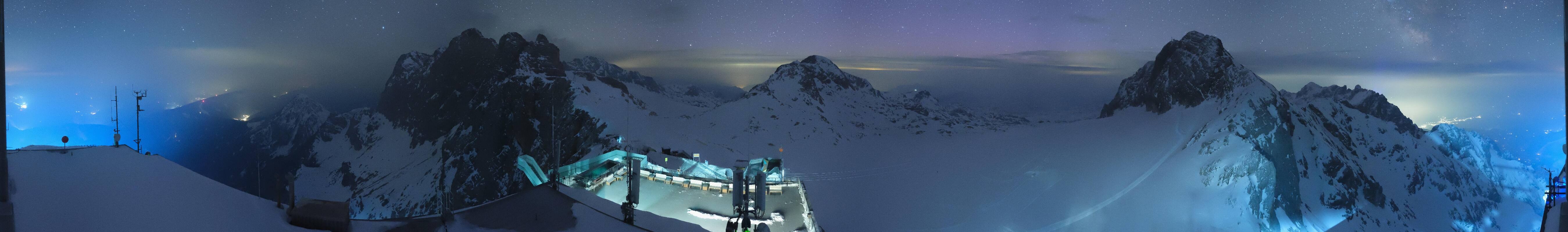 Archiv Foto Webcam Dachstein Gletscher: Panoramablick von der Bergstation