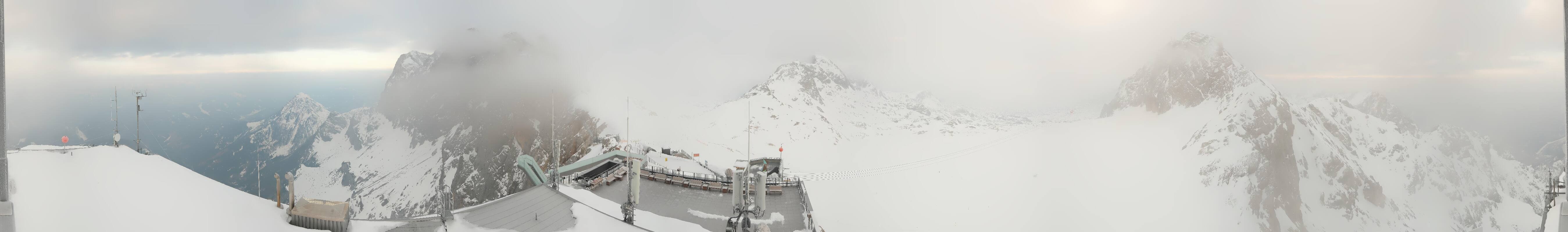 Archiv Foto Webcam Dachstein Gletscher: Panoramablick von der Bergstation