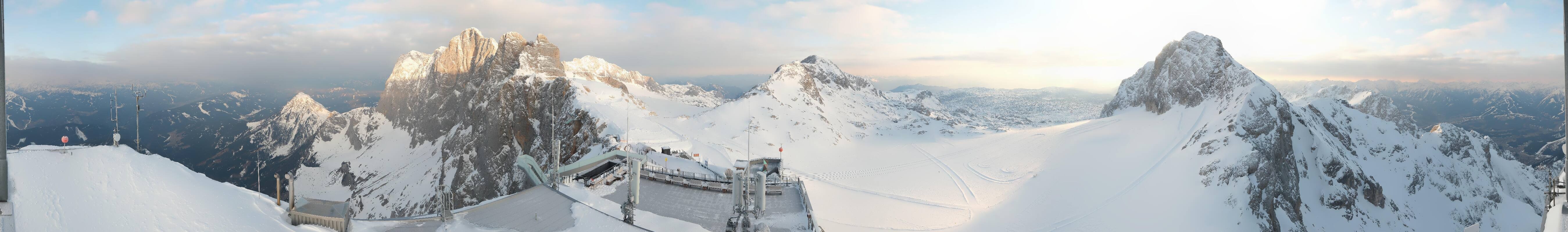 Archiv Foto Webcam Dachstein Gletscher: Panoramablick von der Bergstation