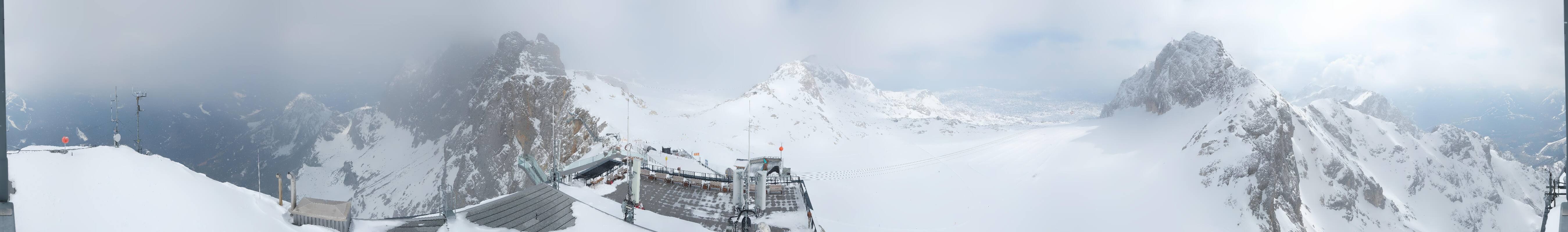Archiv Foto Webcam Dachstein Gletscher: Panoramablick von der Bergstation