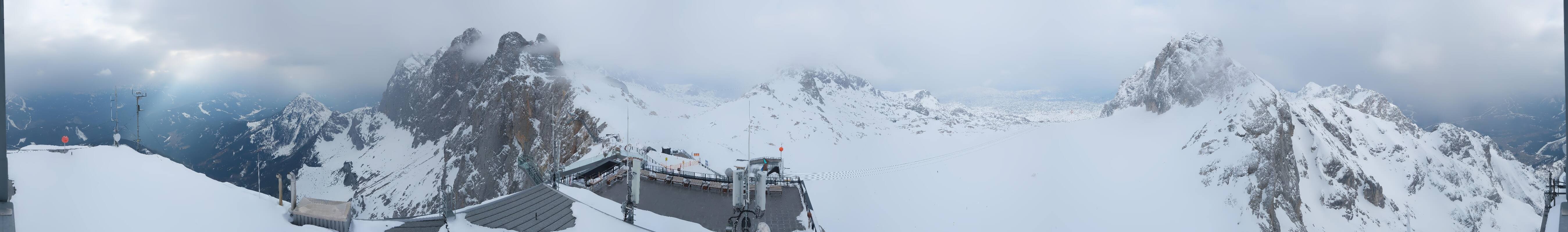 Archiv Foto Webcam Dachstein Gletscher: Panoramablick von der Bergstation