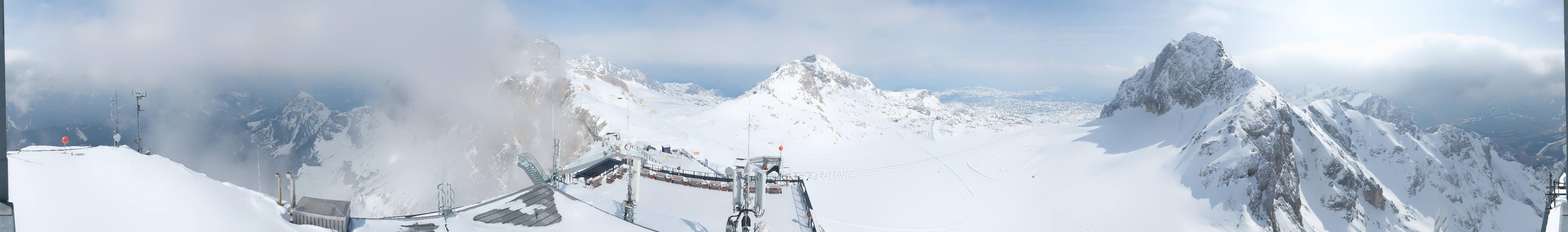 Archiv Foto Webcam Dachstein Gletscher: Panoramablick von der Bergstation
