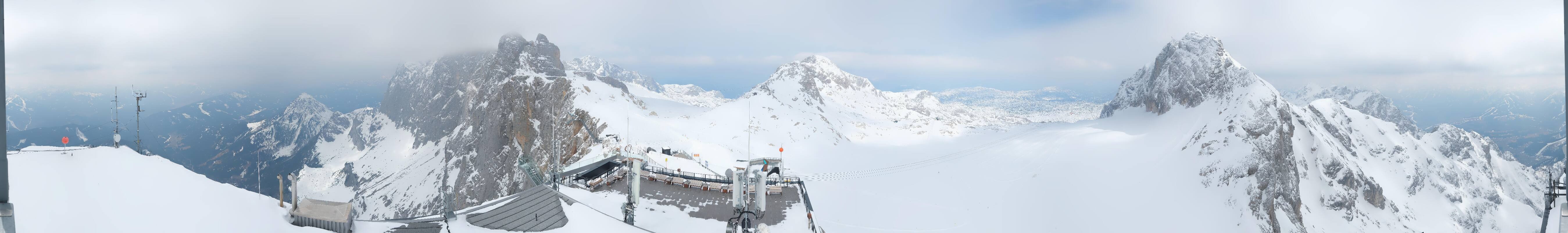 Archiv Foto Webcam Dachstein Gletscher: Panoramablick von der Bergstation