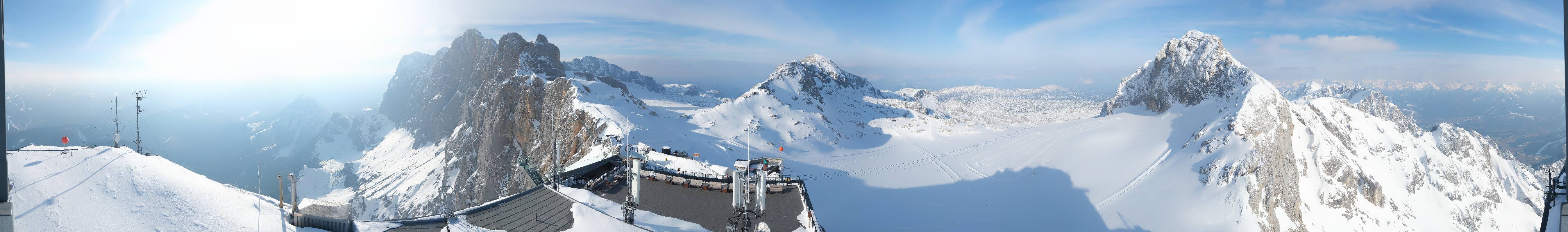 Archiv Foto Webcam Dachstein Gletscher: Panoramablick von der Bergstation