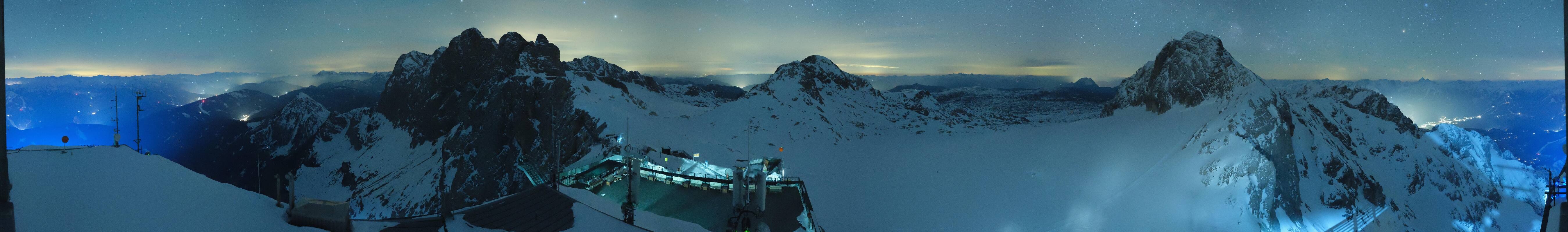 Archiv Foto Webcam Dachstein Gletscher: Panoramablick von der Bergstation