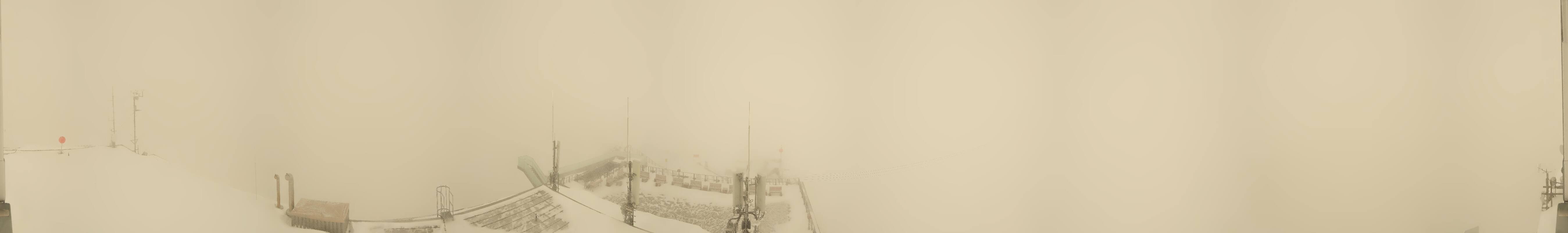 Archiv Foto Webcam Dachstein Gletscher: Panoramablick von der Bergstation