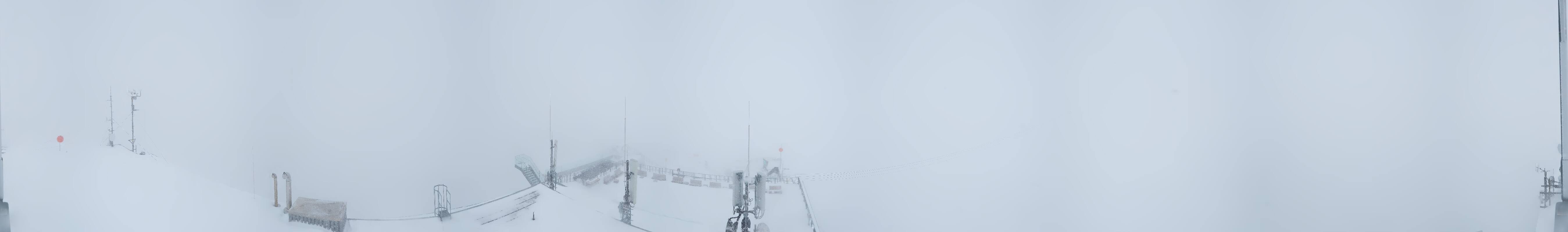 Archiv Foto Webcam Dachstein Gletscher: Panoramablick von der Bergstation