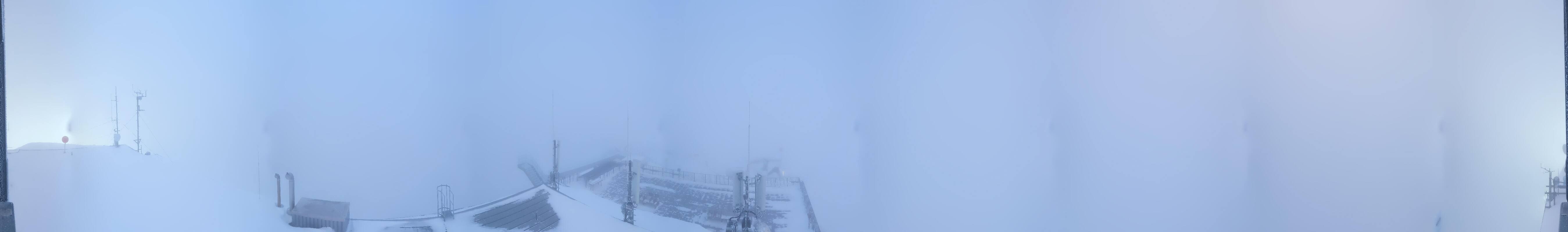Archiv Foto Webcam Dachstein Gletscher: Panoramablick von der Bergstation