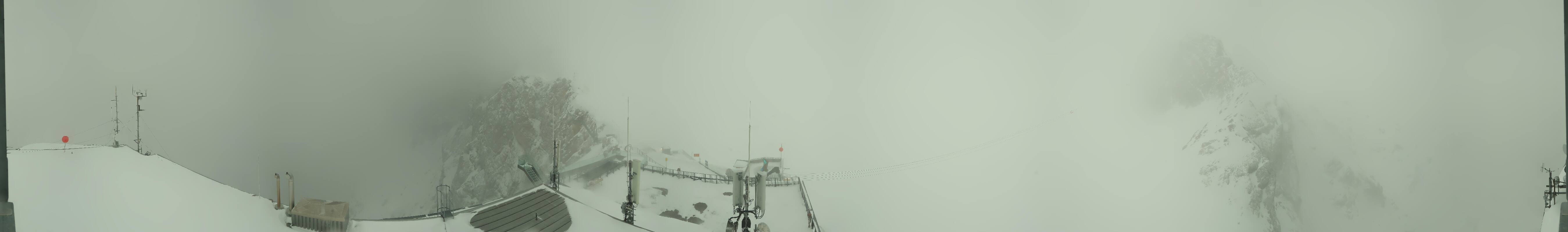 Archiv Foto Webcam Dachstein Gletscher: Panoramablick von der Bergstation