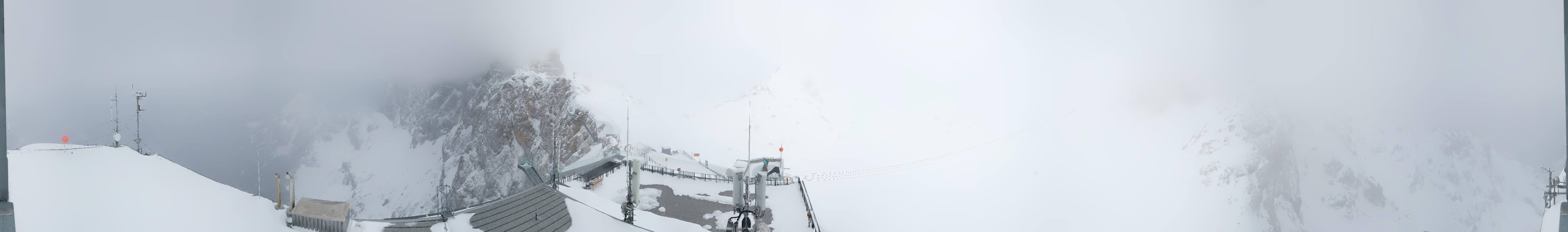 Archiv Foto Webcam Dachstein Gletscher: Panoramablick von der Bergstation