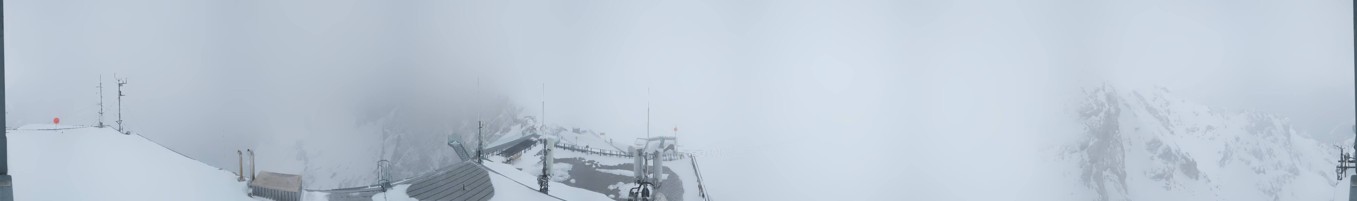 Archiv Foto Webcam Dachstein Gletscher: Panoramablick von der Bergstation