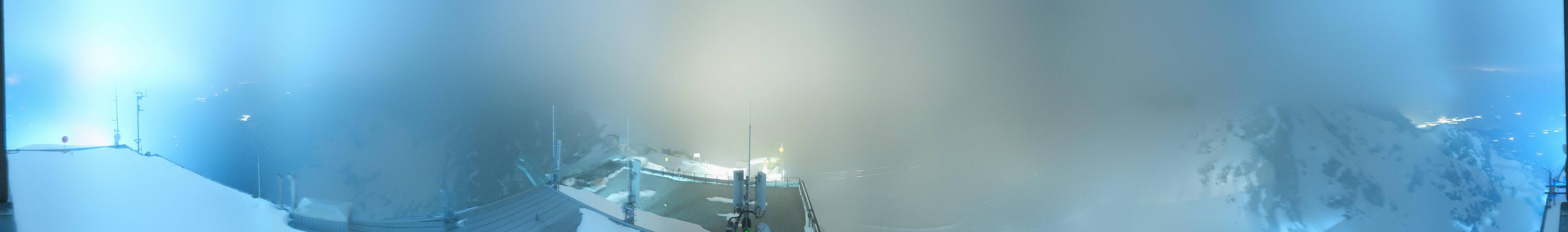 Archived image Panoramic webcam view at the Dachstein Glacier