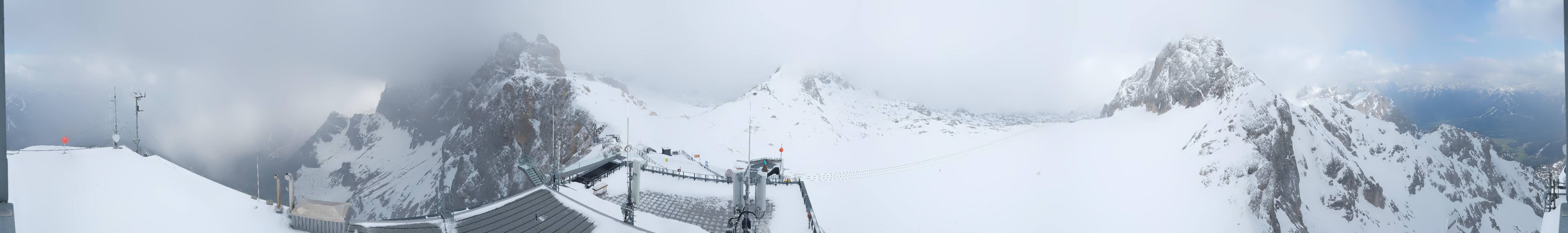 Archiv Foto Webcam Dachstein Gletscher: Panoramablick von der Bergstation