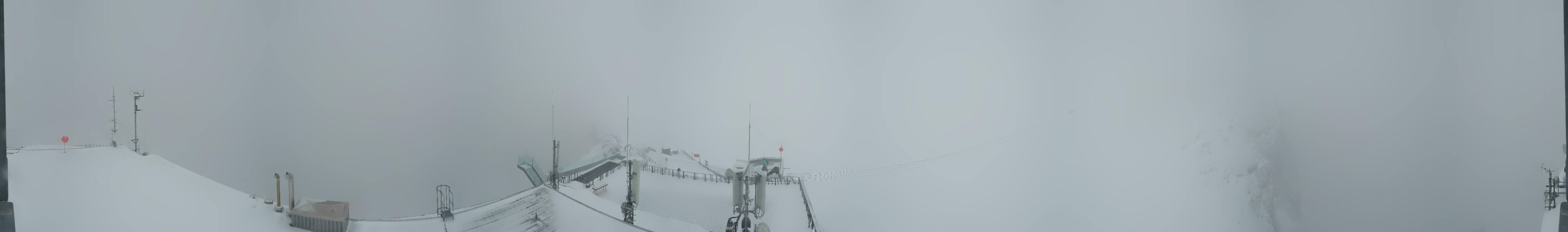 Archiv Foto Webcam Dachstein Gletscher: Panoramablick von der Bergstation