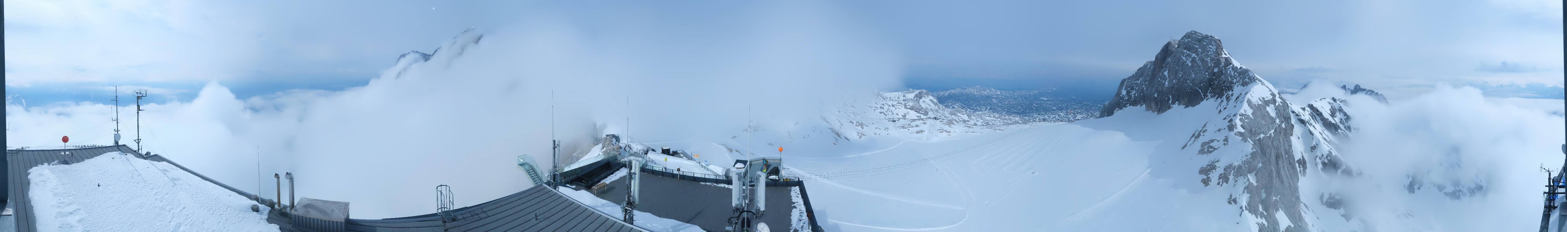 Archiv Foto Webcam Dachstein Gletscher: Panoramablick von der Bergstation