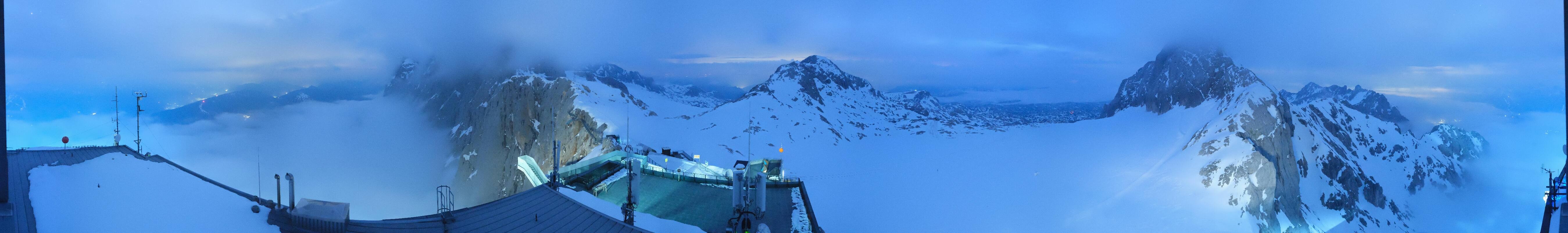 Archiv Foto Webcam Dachstein Gletscher: Panoramablick von der Bergstation