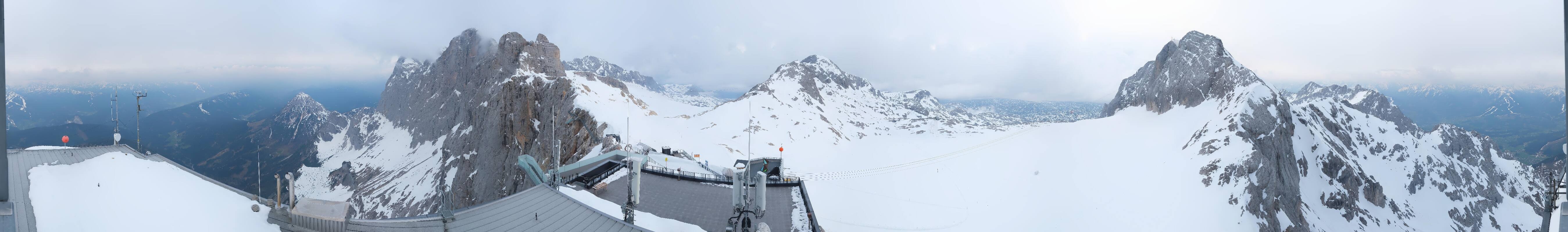 Archiv Foto Webcam Dachstein Gletscher: Panoramablick von der Bergstation