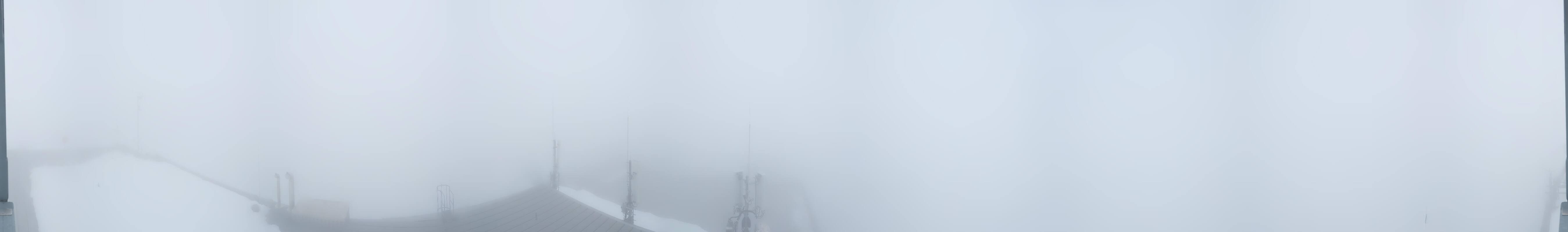 Archived image Panoramic webcam view at the Dachstein Glacier