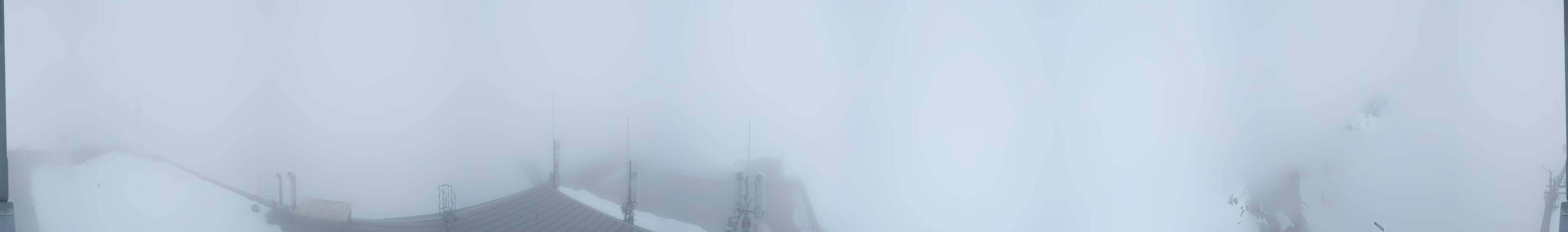 Archived image Panoramic webcam view at the Dachstein Glacier