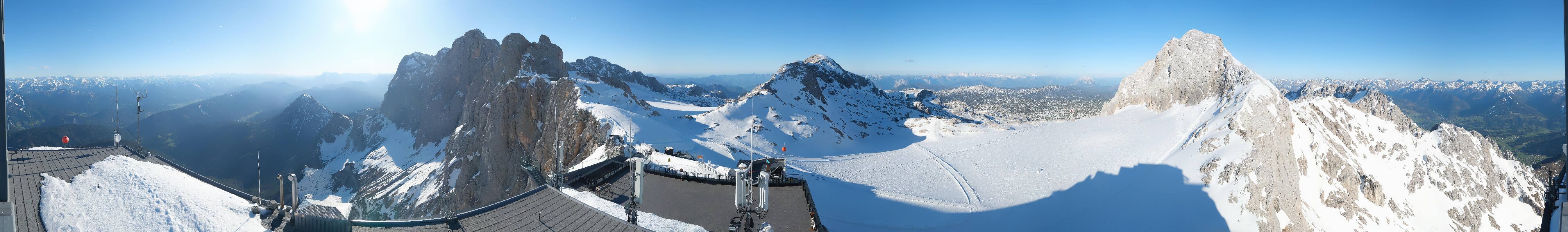 Archiv Foto Webcam Dachstein Gletscher: Panoramablick von der Bergstation